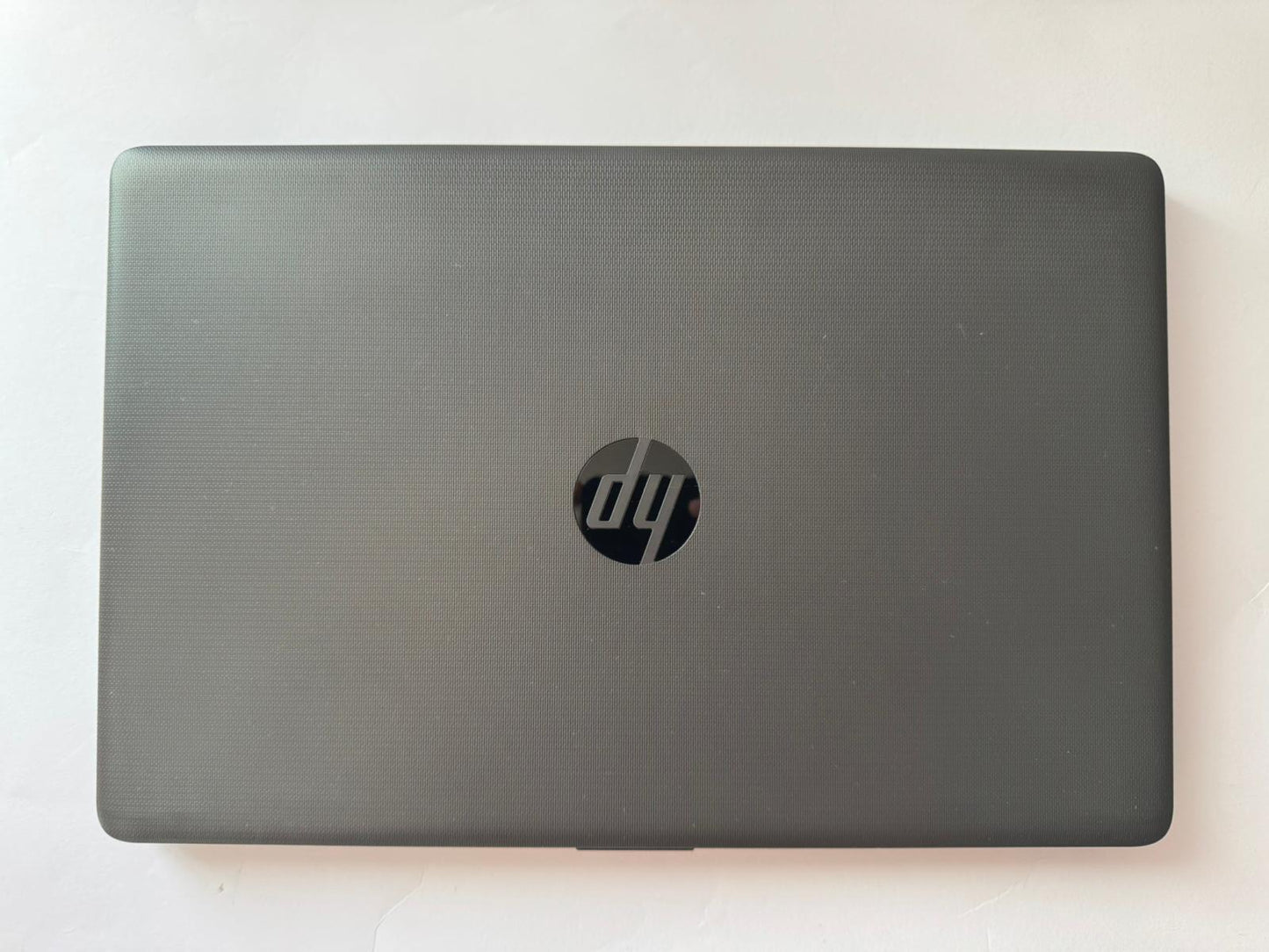 Notebook HP 15.6" | Ryzen 3 | 12GB | SSD 256GB | Vega 3 | W11 - Grado A