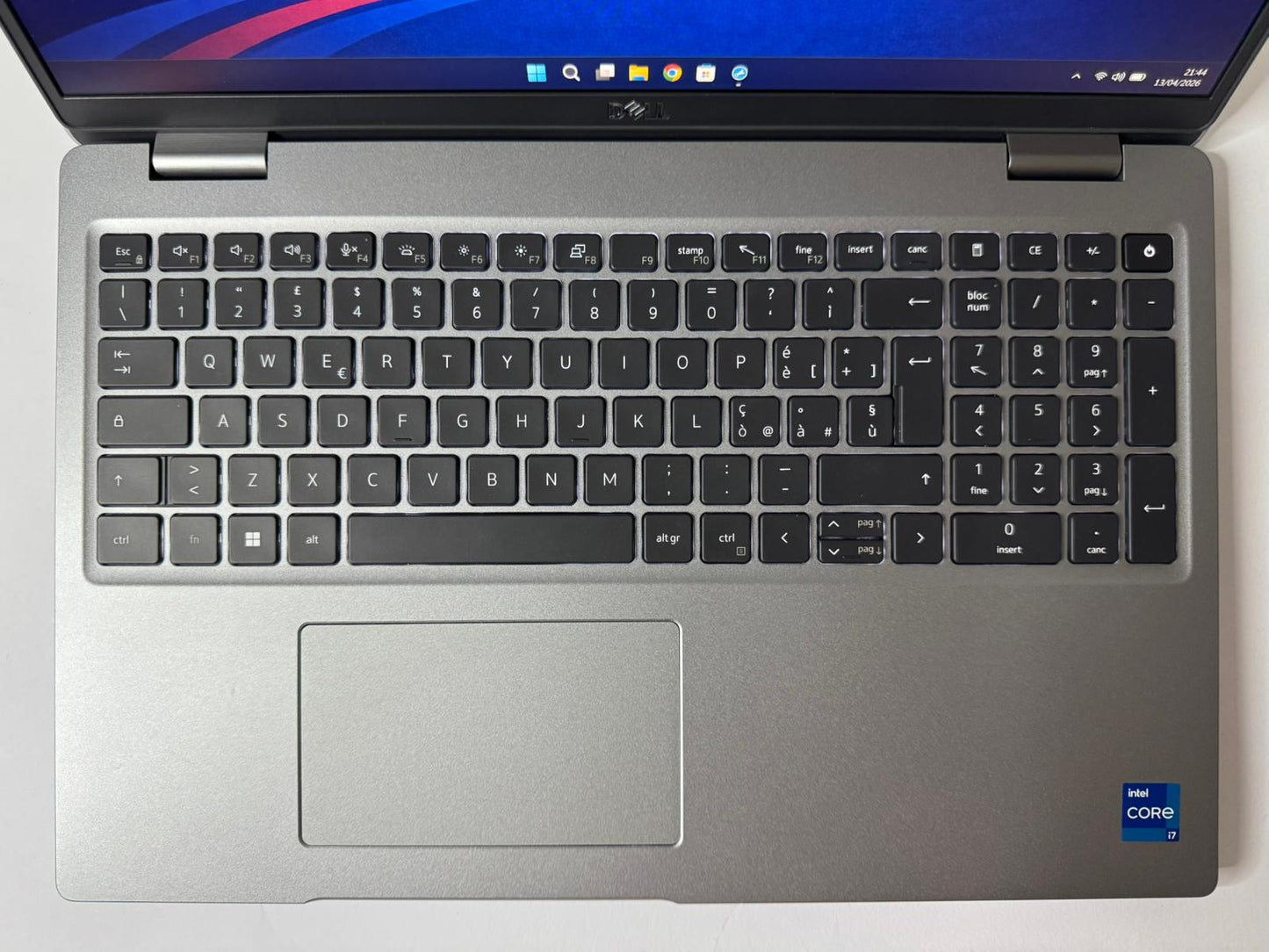 Notebook Dell Precision 3560 15.6" | i7 1165g7 | 16GB | SSD 512GB | Nvidia Quadro T500 - Grado A