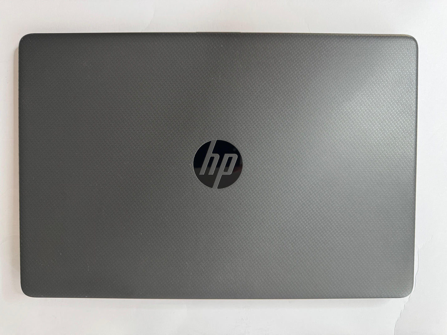 Notebook HP 15.6" | Ryzen 3 | 12GB | SSD 256GB | Vega 3 | W11 - Grado A